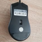 AUKEY GM-F1 Gaming Maus von unten mit Sensor