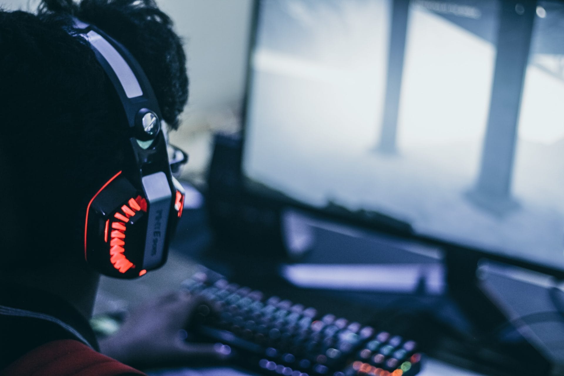 e-sportler-am-zocken