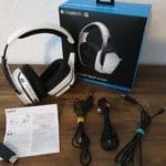 Logitech G933 Artemis Spectrum Wireless Gaming Headset mit Zubehör